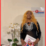 Notre éditorial est pleinement conscient qu'il faut du courage, de la ténacité du dévouement, une discipline draconienne, du travail rigoureux et constant pour aller à l'école, à l'université, pour devenir athlète professionnel, acteur, esthéticien, coiffeur, auteur-compositeur, entrepreneur, humoriste, chef cuisinier… Aux élèves et aux étudiants (tes) du monde entier : si vos parents et/ou tuteurs, tutrices peuvent vous offrir le luxe de financer vos études, donnez le meilleur de vous-même et profitez-en au maximum. La construction d’un monde meilleur exige l’inclusion de tous les niveaux de qualifications et de compétences. Espérons que les gouvernements du monde entier réglementeront l'utilisation des réseaux sociaux et débloqueront des fonds pour les entreprises, afin que les jeunes et les parents désireux de travailler, qu'ils soient titulaires d’un Brevet d’Études du Premier Cycle (BEPC) ou d’un équivalent, … ou d'un diplôme supérieur, puissent trouver un emploi pour gagner leur vie. Cela permettrait d’éviter de manufacturer la pauvreté et la misère dans les années à venir. The Bridge Magazine souhaite une excellente rentrée scolaire à tous et à toutes. Que votre année universitaire et professionnelle soit couronnée de succès. The Bridge MAG. Image