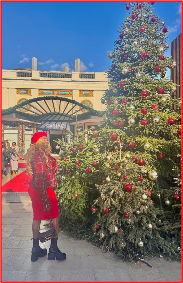 Cette saison, notre éditorial se joint à l'humanité toute entière pour célébrer la vie ! C’est sur une note d’espoir, de joie, de paix et d’amour que nous terminions l'année dernière : nous souhaitons ardemment commencer et continuer la nouvelle année avec l’engouement du même optimisme ! The Bridge Magazine souhaite au monde entier une BONNE ANNÉE 2026.The Bridge MAG. Image 